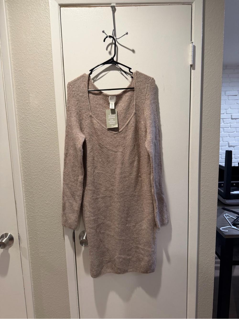 H&M Long Sleeve Scoop Neck Knit Dress - Blush